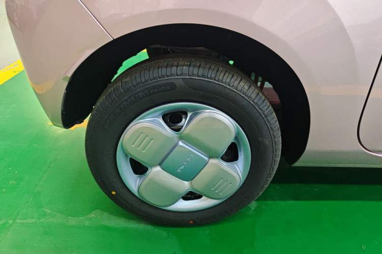 Used Geely Galaxy Panda 2024 Panda Mini 200km Endurance Bear