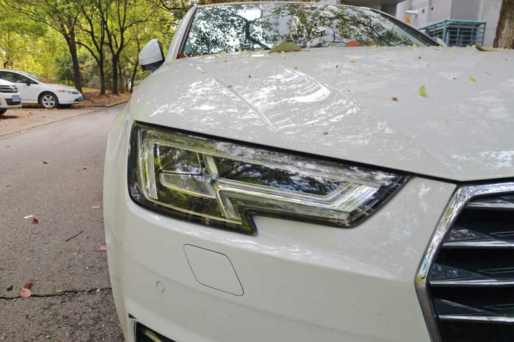 Used Audi A4L 2018 30th Anniversary Edition 40 TFSI Trendy Model
