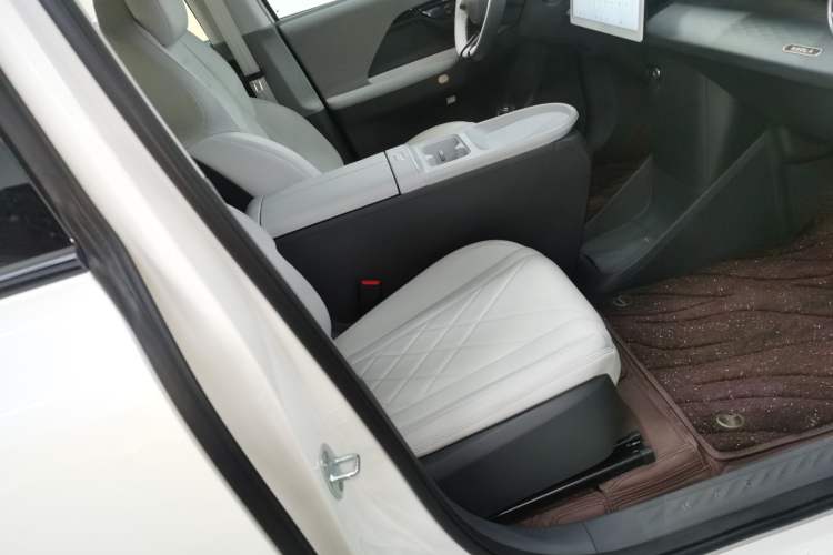 Used ARCFOX Kaola S 2024 AIR Right Front Seat