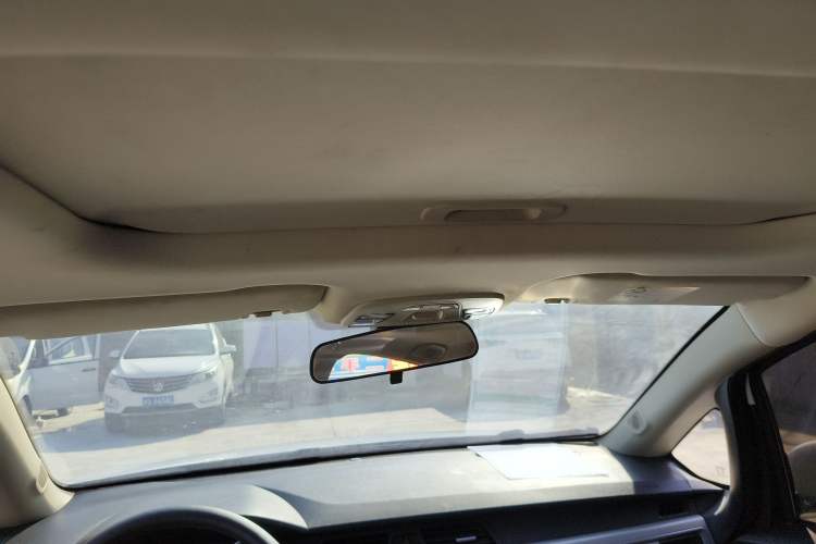 Used Geely Auto Vision X3 2019 Upgraded Model 1.5L Manual Luxury Version