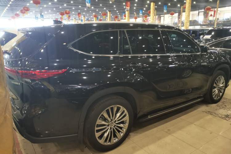 Used Toyota Highlander 2022 Dual-Engine 2.5L Four-Wheel Drive Prestige Version 7 Seats Rear Right 45 Deg