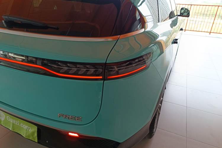 Used VOYAH FREE 2021 Four-Wheel Drive Standard All-Electric Exclusive Luxury Package Exterior 3