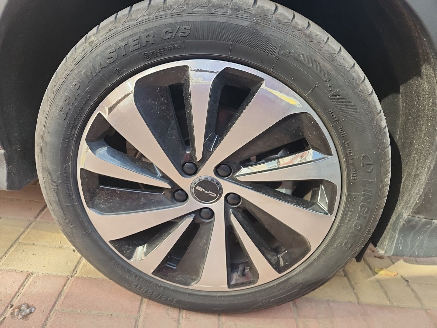 BYD Song PLUS New Energy 2023 Champion Edition DM-i 110KM Flagship PLUS — снимка 8