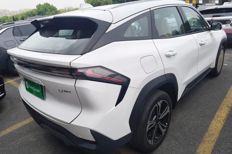 Used Geely Galaxy L7 2025 EM-i 115km Exploration Edition Rear Right 45 Deg