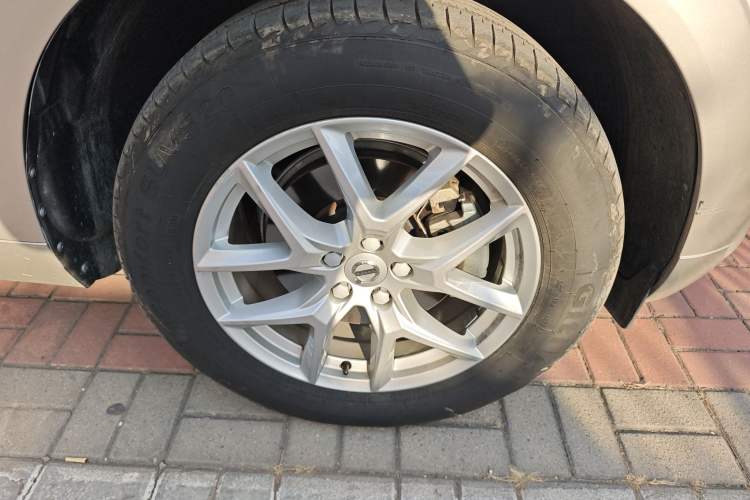 Used Volvo XC60 2019 T5 4x4 Smart Edition China V Standard
