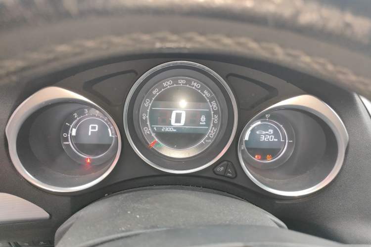 Used Citroen C4L 2016 1.2T Automatic Elite Model
