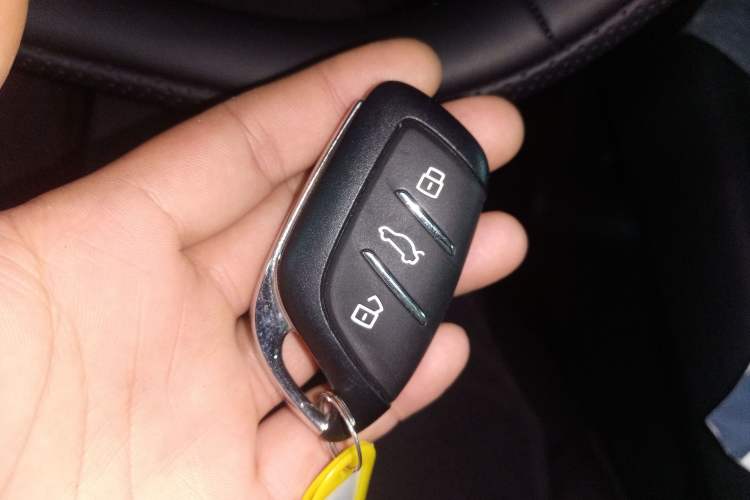 Used Roewe D7 2025 DMH 125km World Champion Edition Vehicle Key