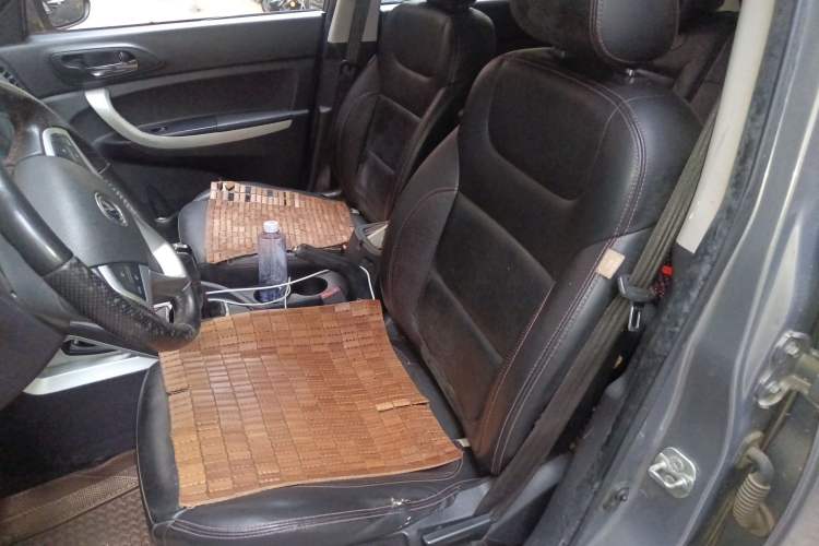 Used Changan CS35 2015 1.6L Manual Luxury Model China IV Standard
