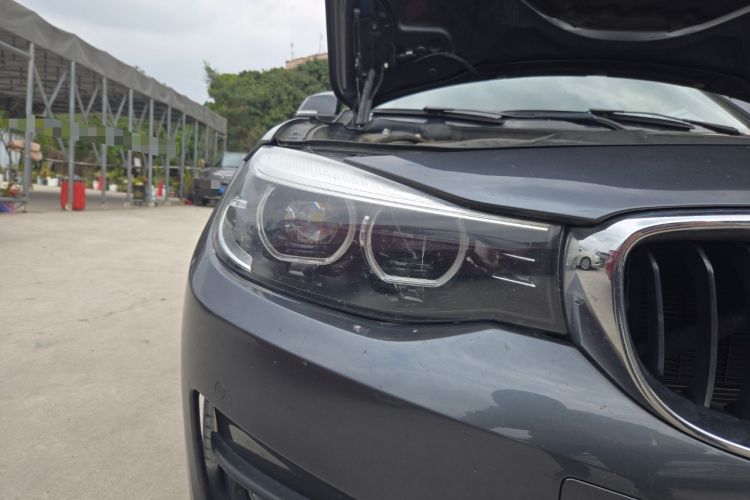 Used BMW 3 Series GT 2019 320i Sport Edition Right Front Headlight