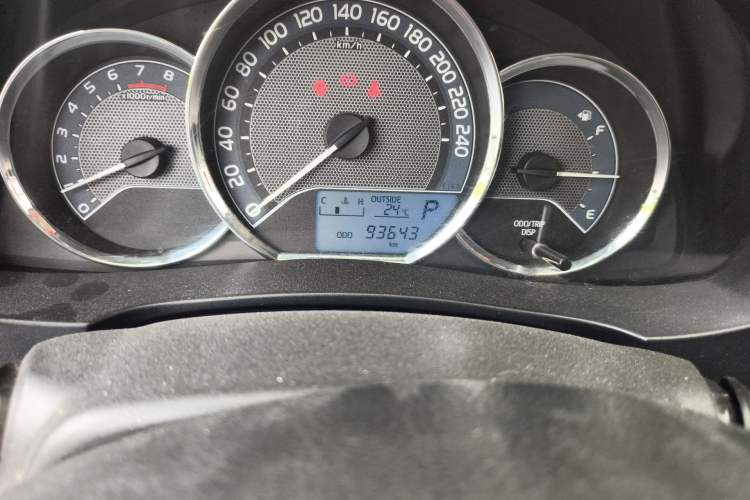 Used Toyota Levin 2016 1.6G CVT Elite Edition Odometer Close Up