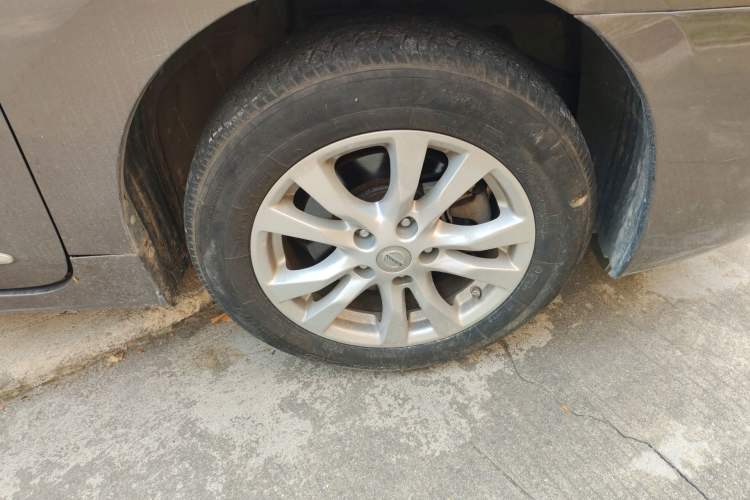 Used Nissan Teana 2013 2.5L XL Leading Edition Right Front Wheel Hub