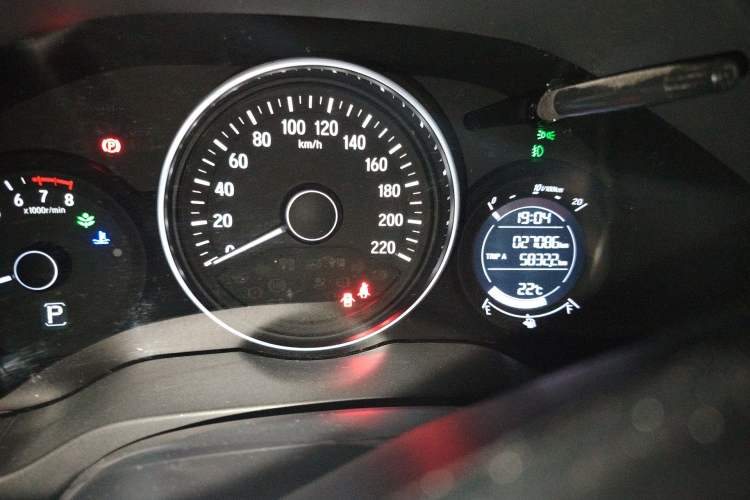 Used Honda Vezel 2022 1.5L CVT Phantom Night Pioneer Edition