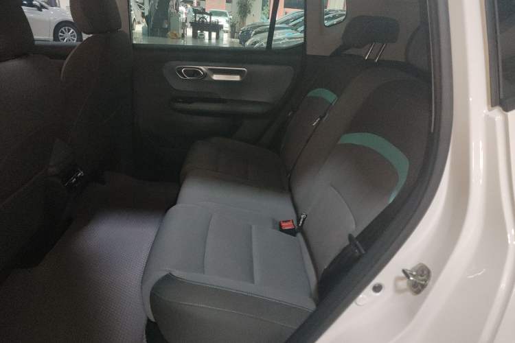 Used AION Y 2023 Plus 610 Enjoy Edition