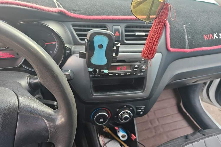 Used Kia K2 2012 Sedan 1.4L MT GLS Commemorative Edition