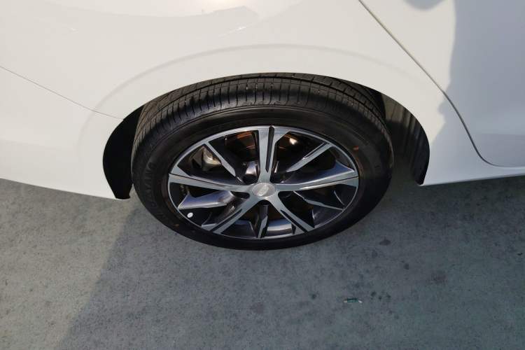 Used Geely Auto Emgrand 2022 4th Generation 1.5L CVT Luxury Model
