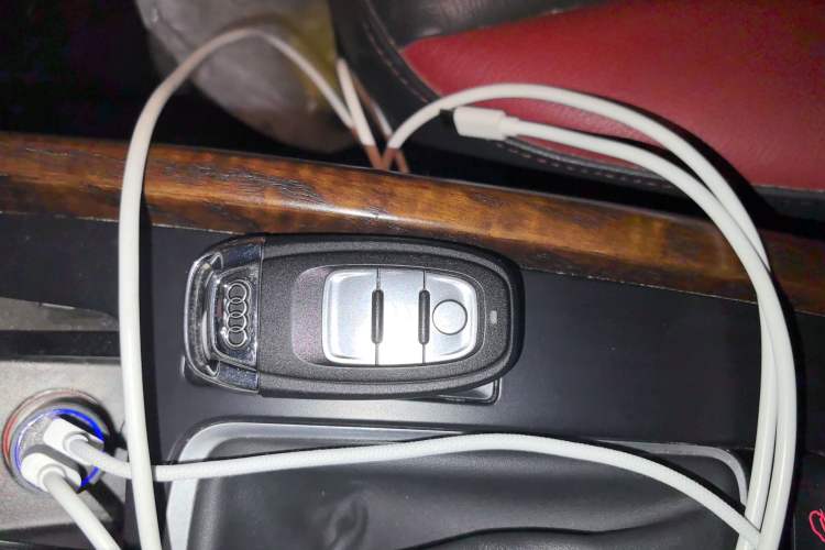 Used Audi Q5 2018 Collector's Edition 40 TFSI Technology Model
