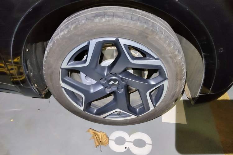 Used ONVO L60 2024 60 kWh Rear-Drive Version