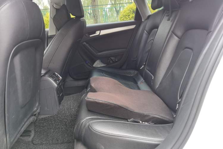 Used Audi A4L 2016 35 TFSI Collector's Edition Automatic Standard Model Left Rear Seat