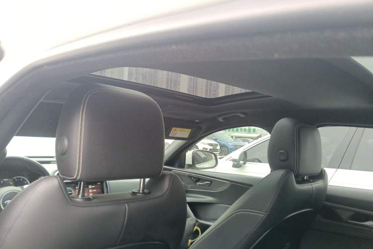 Used Jaguar XEL 2020 2.0T 200PS R-DYNAMIC Youth Sports Edition Headliner