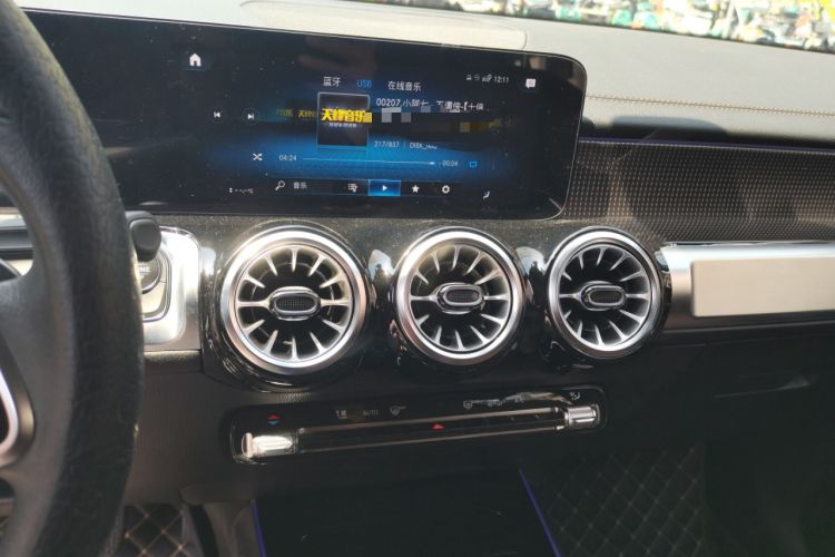 Used Mercedes-Benz GLB 2023 GLB 220 Fashion Model
