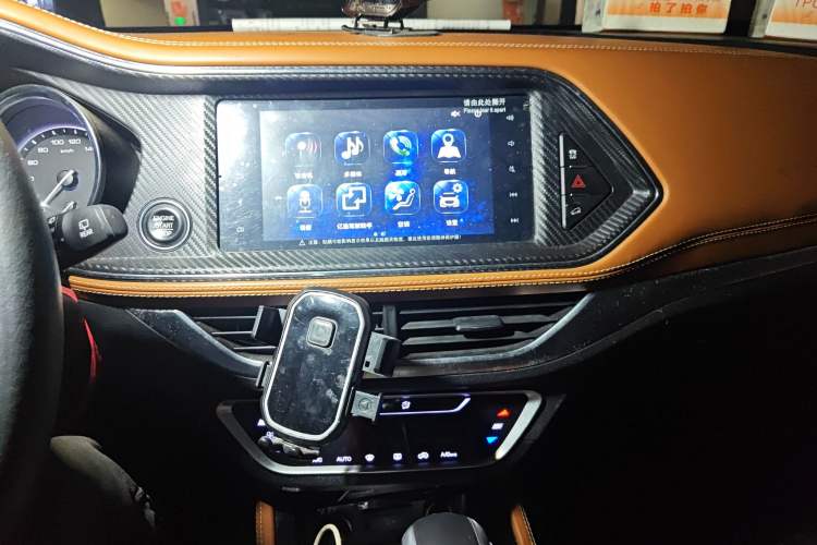 Used Zotye T300 2017 1.5T CVT Luxury Model