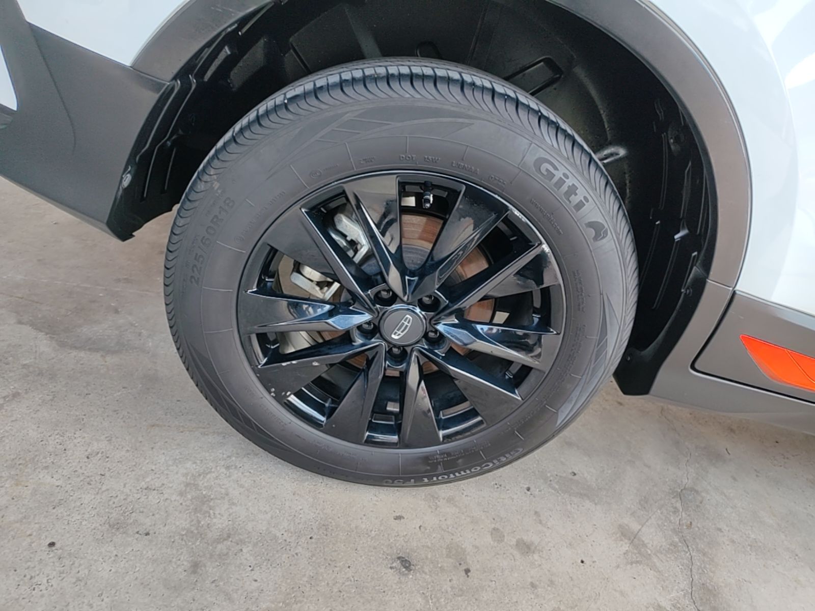 Geely Auto Emgrand X7 Sport 2022 Boyue X 1.8TD DCT Smart Model — снимка 11