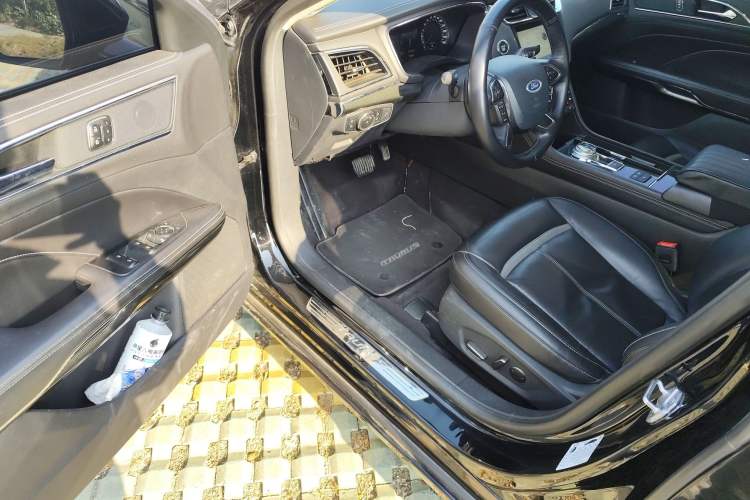 Used Ford Taurus 2018 EcoBoost 245 Premier Edition China V Standard