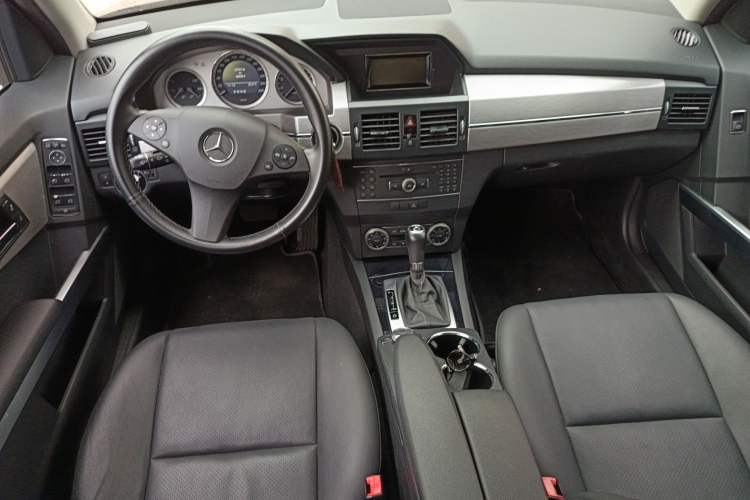 Used Mercedes-Benz GLK-Class 2011 GLK 300 4MATIC Dynamic Model