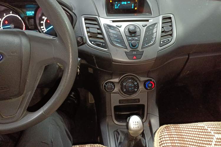 Used Ford Fiesta 2013 Hatchback 1.5L Manual Fashion Edition Audio And AC Panel