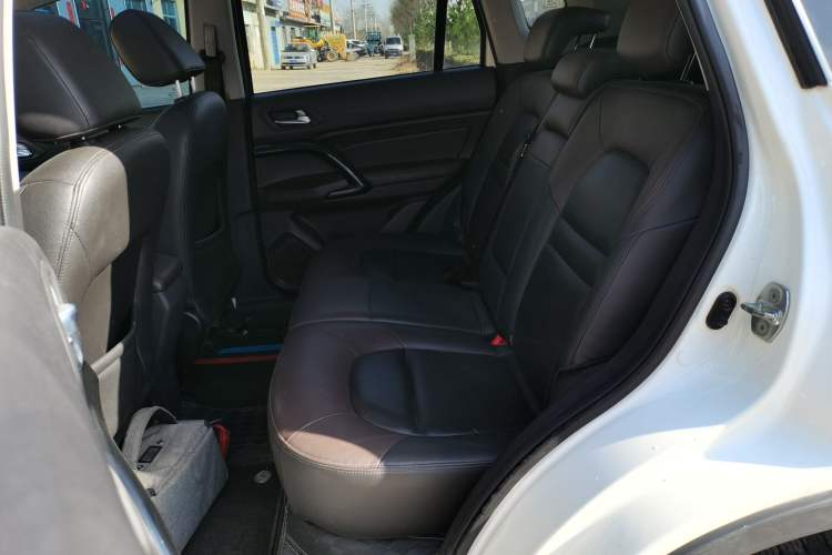 Used GAC Trumpchi GS4 2015 200T Manual Luxury Edition Left Rear Seat