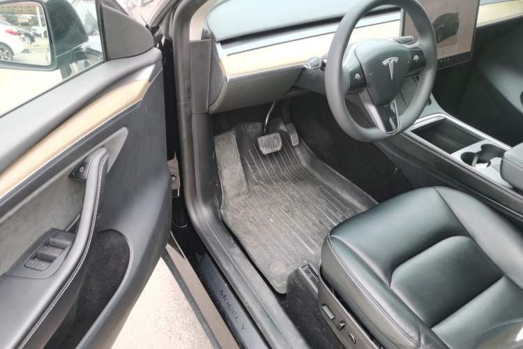 Used Tesla Model Y 2022 Revised Version Long-Range All-Wheel Drive Driver Seat