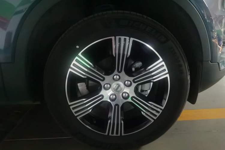 Used Volvo XC40 2020 T3 Zhiyuan Luxury Edition Right Front Wheel Hub