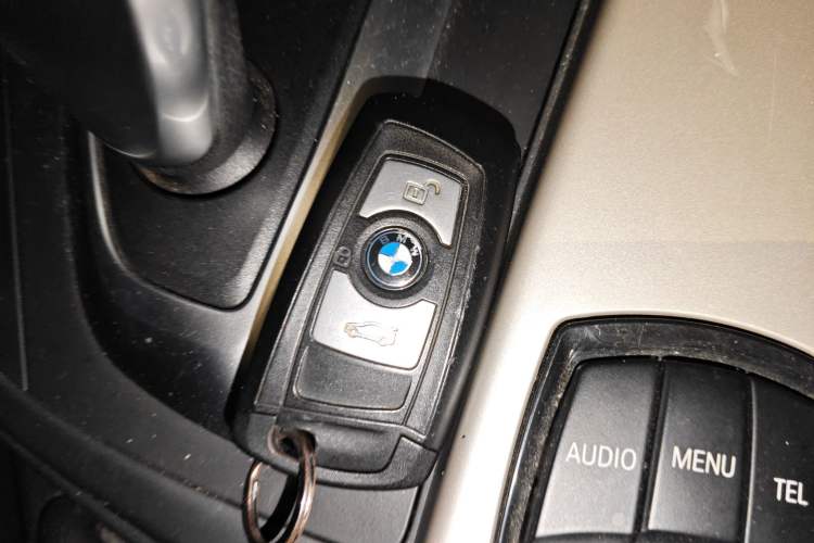 Used BMW 3 Series 2015 320Li Luxury Edition Fashion Model
