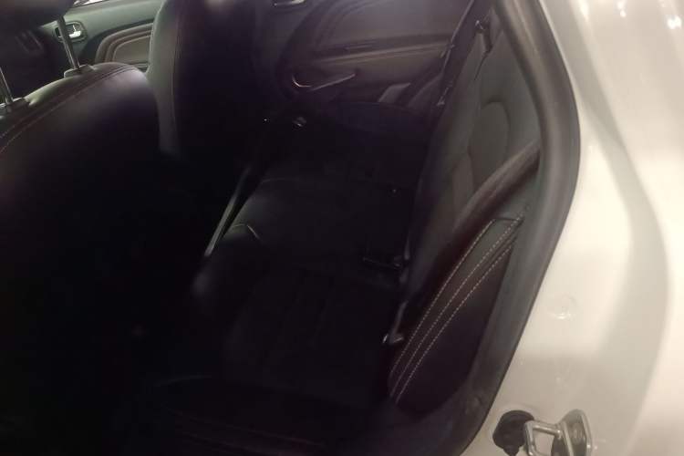 Used GAC Trumpchi GS3 2017 200T Automatic Luxury Edition Left Rear Seat