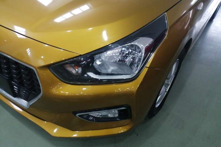 Used Hyundai Verna (older generation) 2017 1.4L Automatic YueXiang Edition China V-standard Left Front Headlight