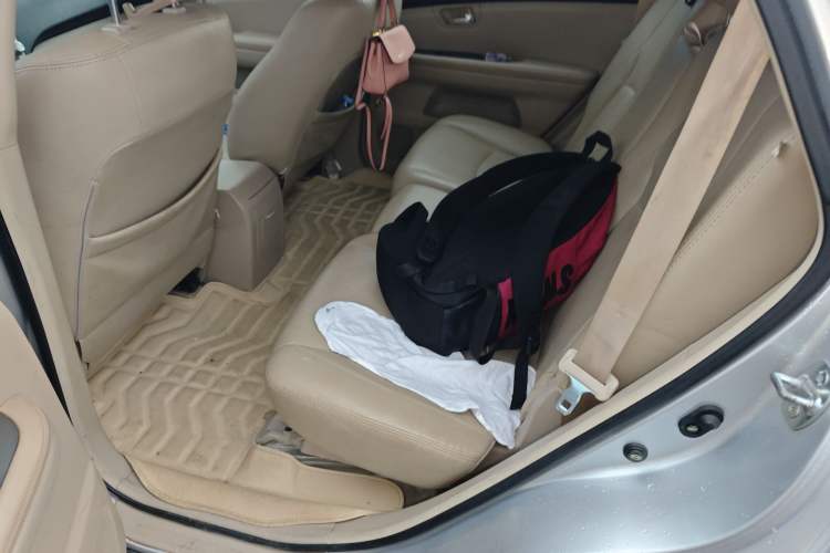 Used BYD S6 2014 2.0L Manual Luxury 5-Seater Left Rear Seat