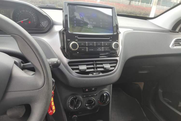 Used Peugeot 2008 2014 1.6L Automatic Trend Edition