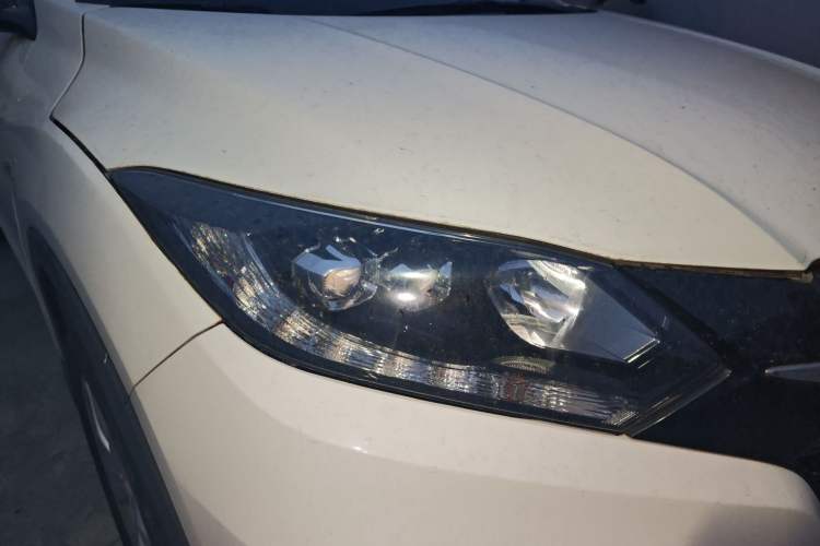 Used Honda Vezel 2018 1.5L CVT 2WD Technology Elite Model Right Front Headlight