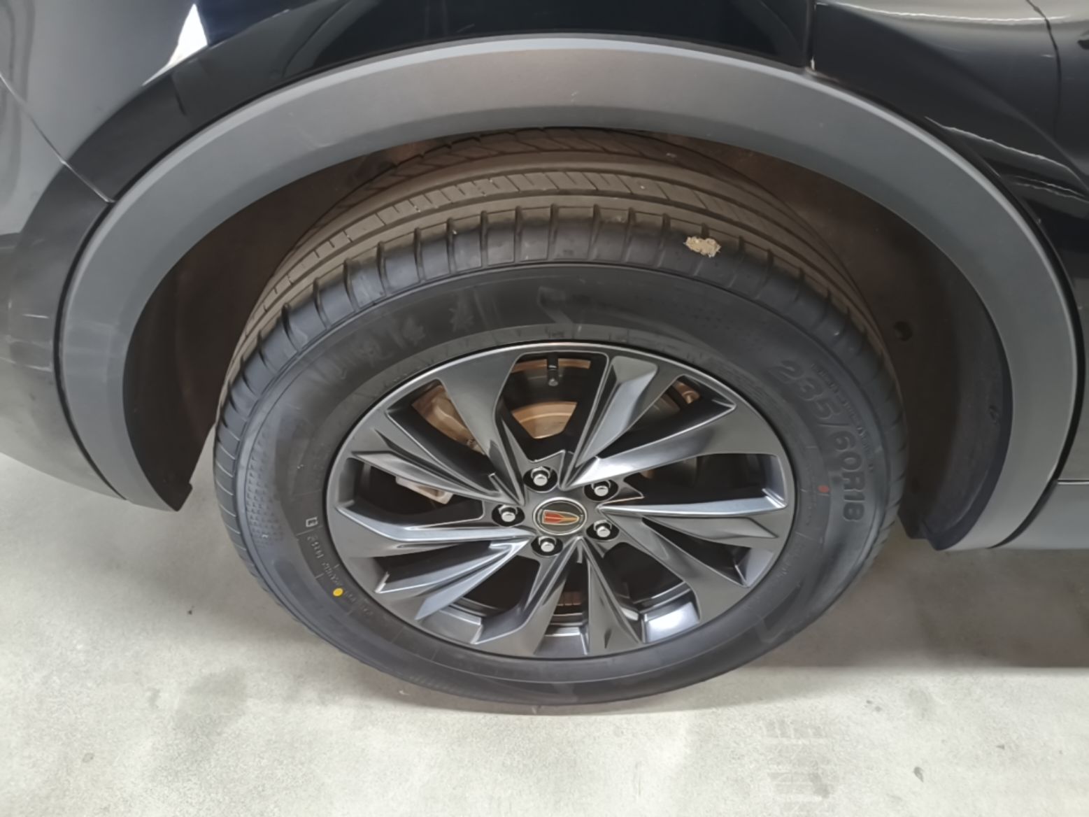 Hongqi HS5 2025 2.0T Two-Wheel Drive Flagship Pro Edition - Chinese Trim Xiang — снимка 11