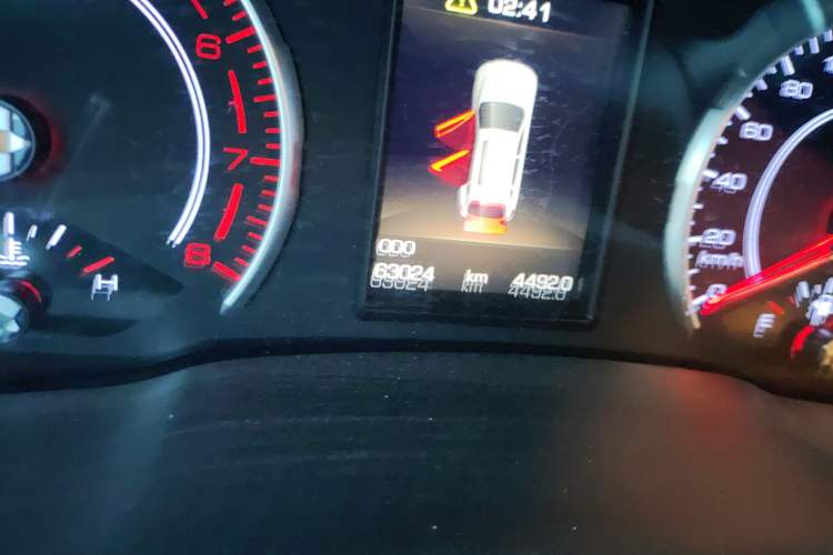 Used Haval H2s 2017 Blue Label 1.5T Manual Comfort Edition Odometer Close Up