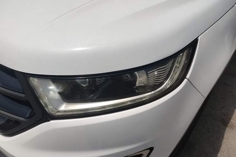 Used Ford Edge 2015 2.0T GTDi Two-Wheel-Drive Elite Edition