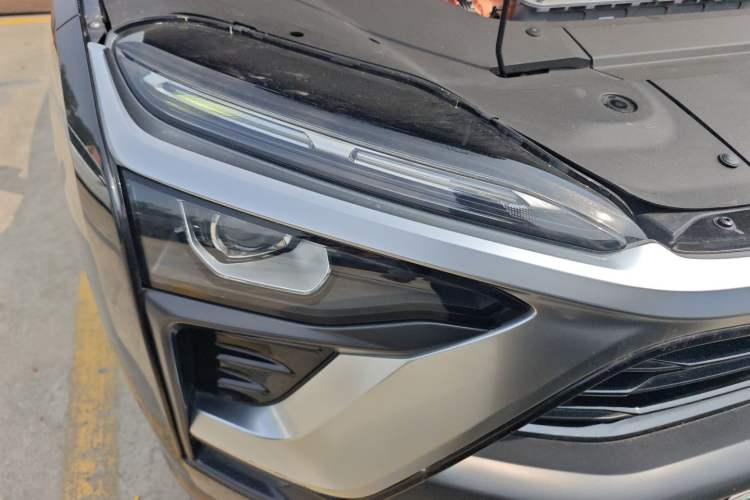 Used Nio ES8 2018 Founder Edition Right Front Headlight