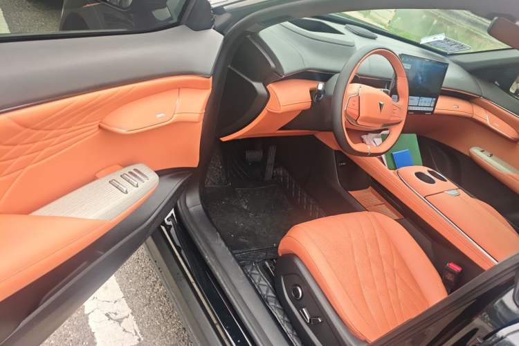 Used Deepal S07 2023 200Max Range-Extended Version
