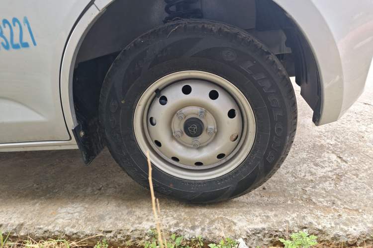 Used Chana Ruixing M60 2023 1.5L GDI Comfort-Class Passenger Vehicle 6/7 Seats