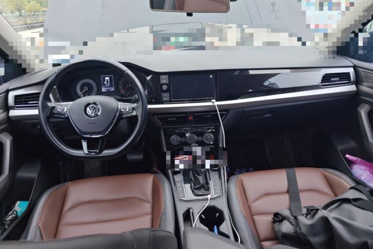 Used Volkswagen Lavida 2019 280TSI DSG Luxury Edition China VI Standard Center Console