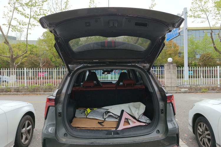 Used CHANGAN CS75 PLUS 2022 2nd Generation 1.5T Automatic Prestige Version Trunk