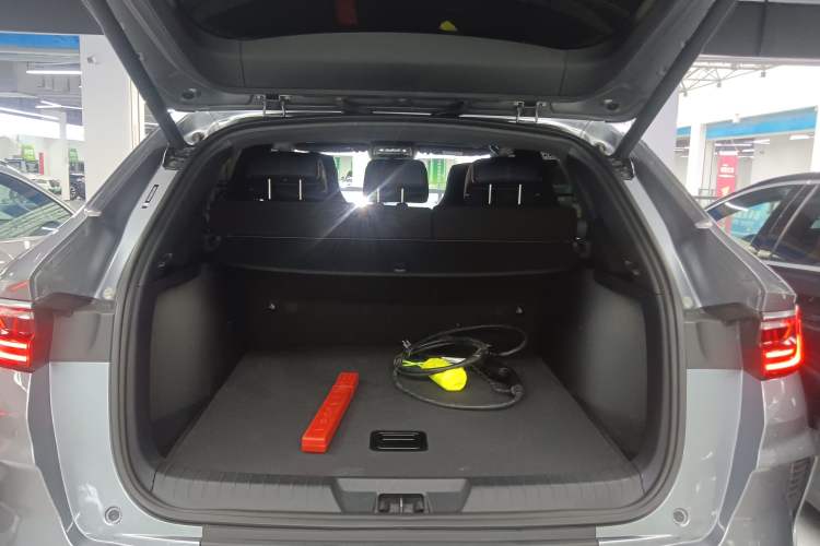 Used BYD Song PLUS New Energy 2021 DM-i 51KM Prestige Model Trunk