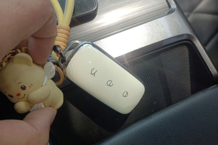 Used Geely Galaxy L6 2024 125km PLUS Dragon Edition
