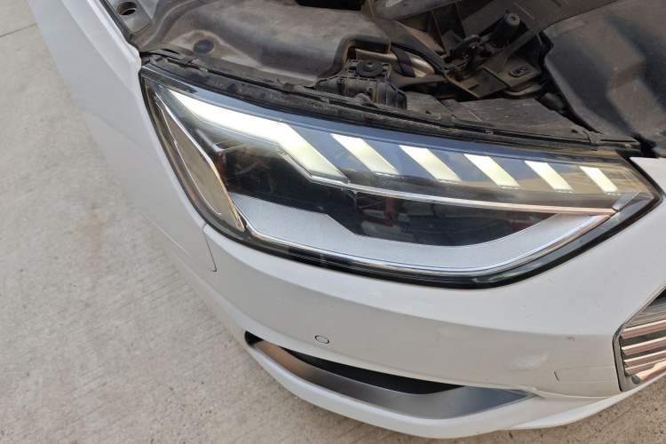 Used Audi A4L 2020 40 TFSI Fashionable and Elegant Model