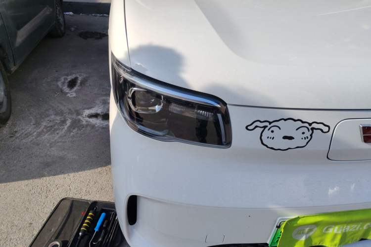 Used Wuling Zhiguang New Energy 2025 Comfort Model Right Front Headlight